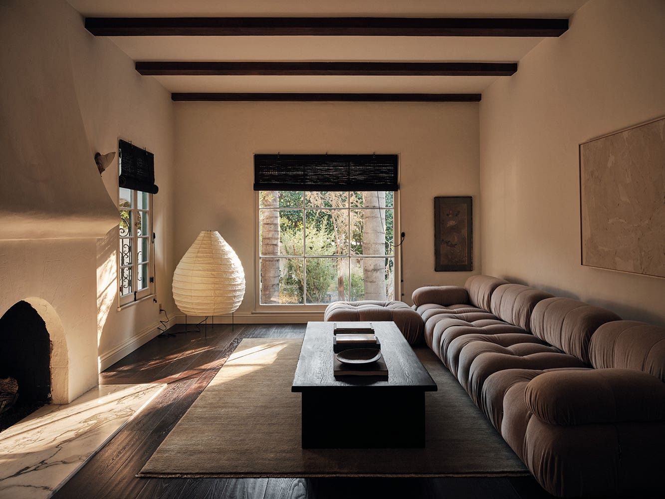 The Camaleonda sofa enhances Rich Stapleton and Rosa Park's house in  California
